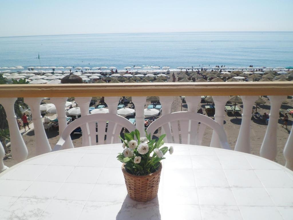 Apartamentos Don Pepe Torremolinos Room photo